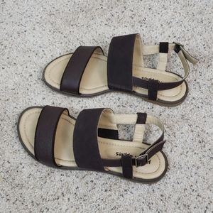 Hush puppies sandals